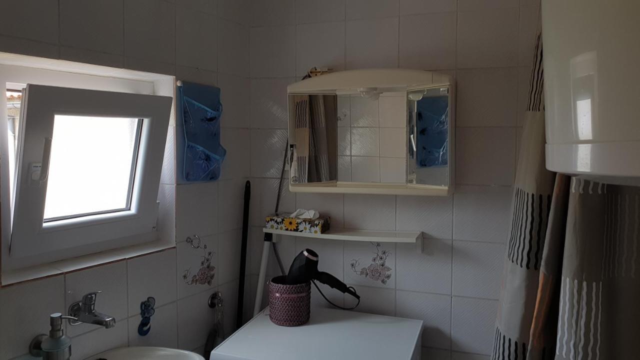 Apartman Dinka Punat Exterior foto