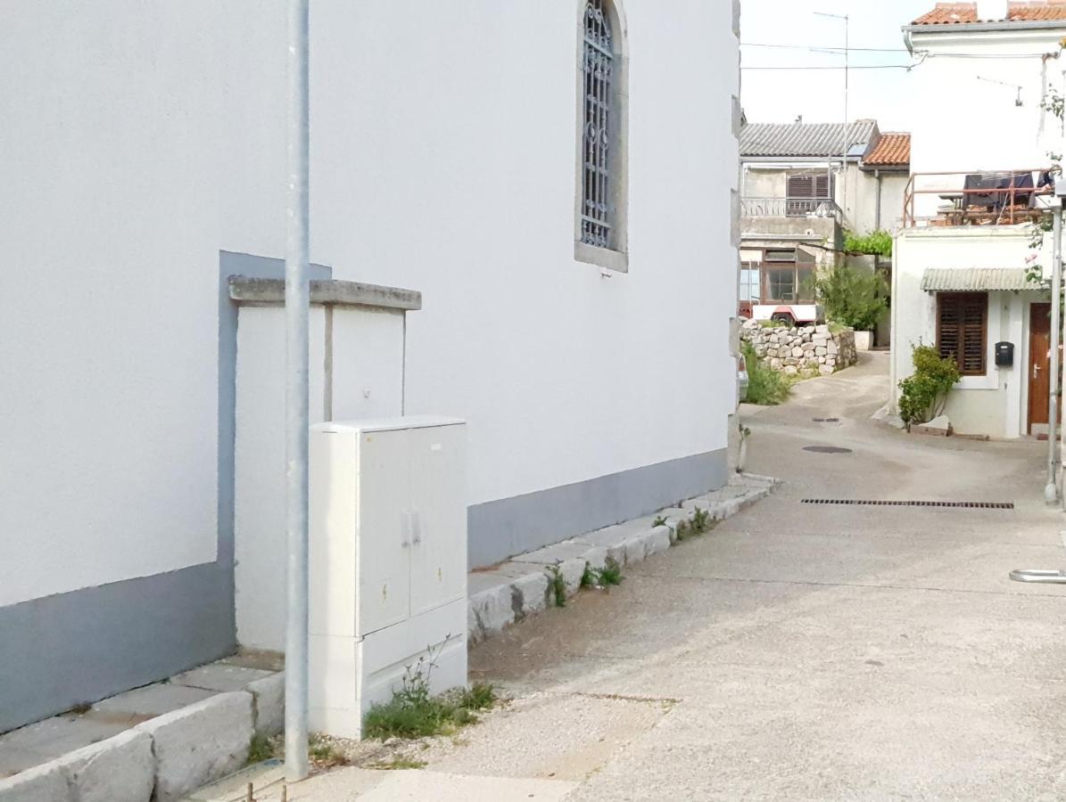 Apartman Dinka Punat Exterior foto